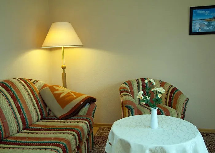 Sonnenhus - Ruegen Appartement *